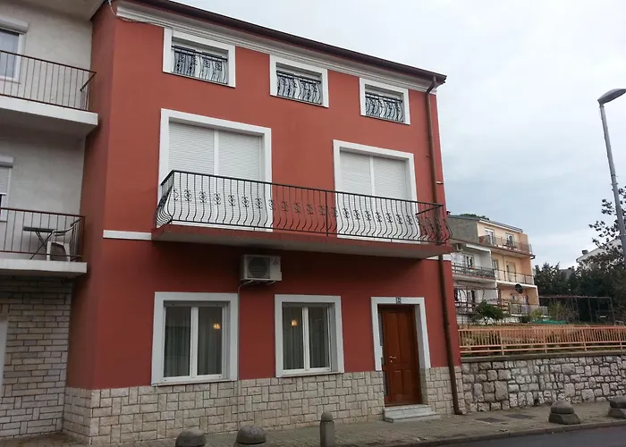 Apartments Skiljan